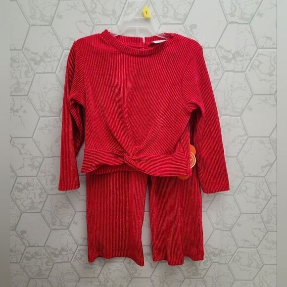 Nwt Girls Christmas Valentine's Day Outfit, Wide leg pants and Top, Red - Picture 1 of 8